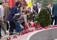 Праздник Великой Победы отметили торжественным митингом и возложением цветов